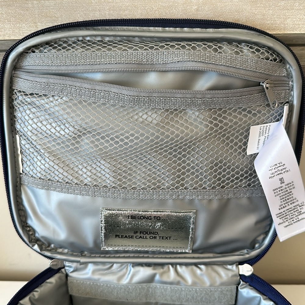Pottery Barn Kids Lunch Bag - Picture 12 of 15